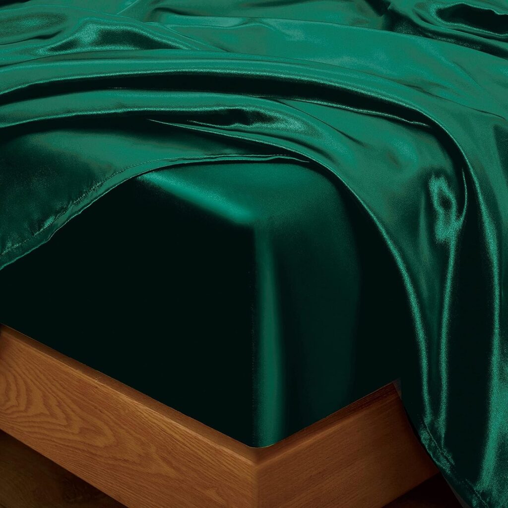 Entisn 5Pcs Silky Satin Sheets Set, King Size Satin Bed Sheets Set, Blackish Green Luxury Bedding Sets, Breathable  Ultra Soft Sheets Set Includes 1 Fitted Sheet, 1 Flat Sheet, 3 Pillowcases