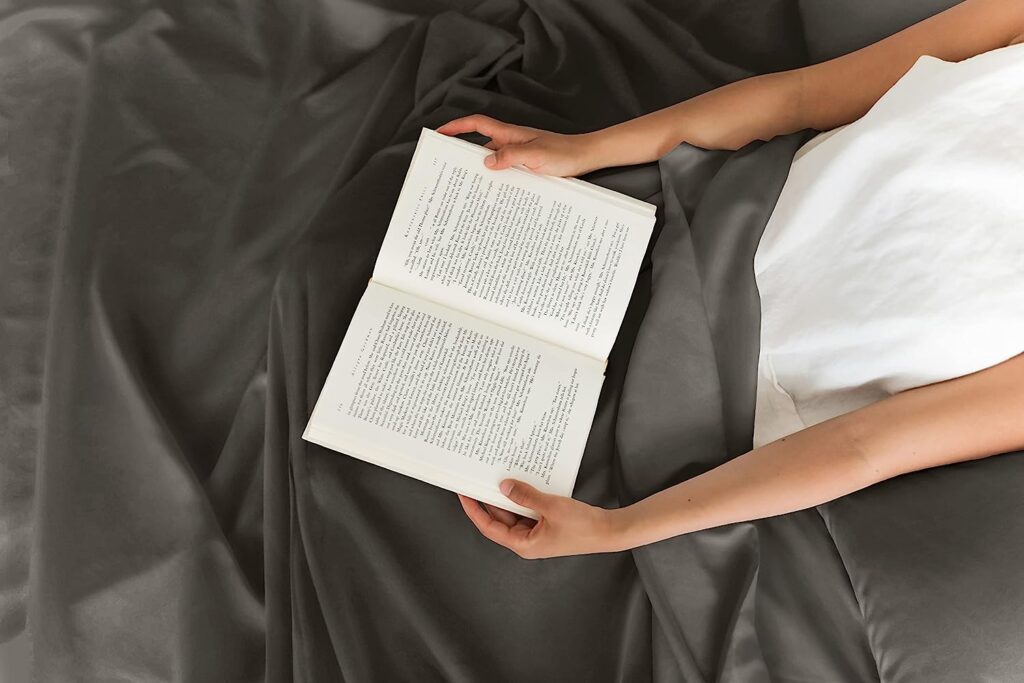 King Size Sheet Set - Breathable  Cooling - Hotel Luxury Bed Sheets - Extra Soft - Deep Pockets - Easy Fit - 4 Piece Set - Wrinkle Free - Comfy - Dark Grey Bed Sheets - Kings Sheets - Fitted Sheets