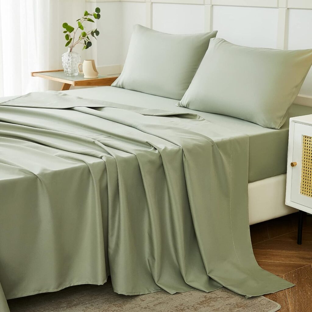 ILAVANDE Sage King Size Sheets Set, 4 Piece Hotel Luxury Super Soft 1800 Series Microfiber Bed Sheets King Set-Wrinkle  Fade Resistant-14 Deep Pockets Sheets for King Size Bed(King,Sage Green)