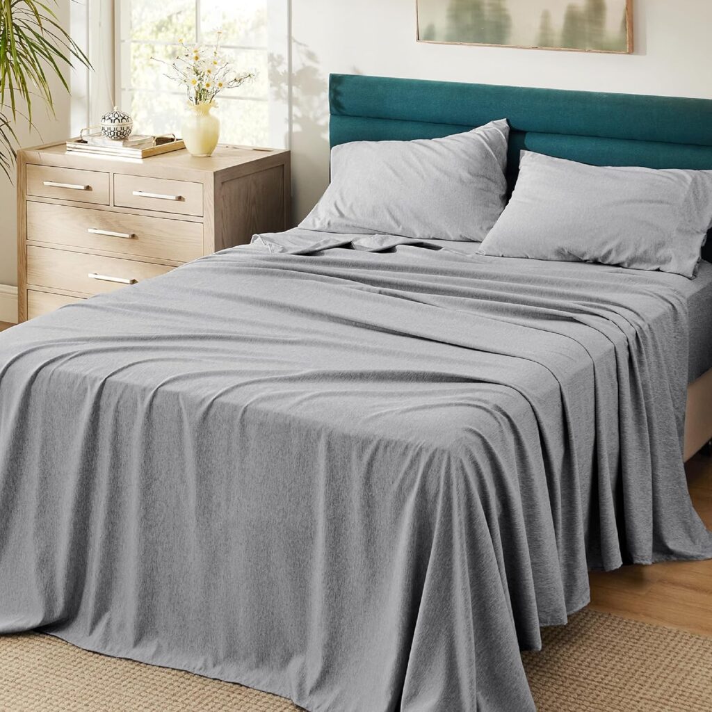 Bedsure Queen Sheet Set Grey, Soft 4 Pieces Queen Sheets, Cooling Sheets for Queen Size Bed, Luxury Cationic Dyed Bed Sheets, Deep Pockets  Easy-Fit, Breathable  Wrinkle Free