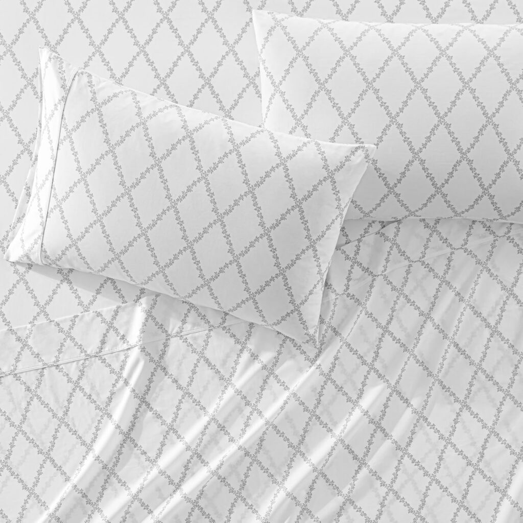 Martha Stewart Ruth Ditsy Floral 300TC 100% Cotton Percale Sheet Set, Blue/White, 4 Piece - 1 Flat Sheet, 1 Fitted Sheet, 2 Std Pillowcases, Breathable Cotton Printed Bed Sheets, Queen Size